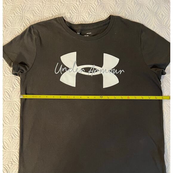 Under Armour T-shirt
Excellent condition
Size large - Picture 4 of 5